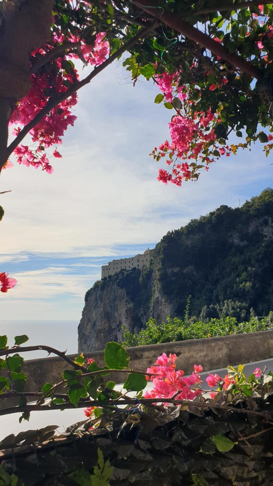 Casa Grazia Amalfi Villa Bagian luar foto